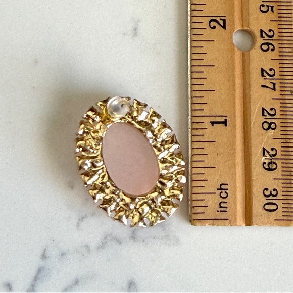 2/$30🌵 Gold Pink Cabochon Stone Crystal Earrings Ornate Vintage Style Gift NEW - Picture 10 of 10